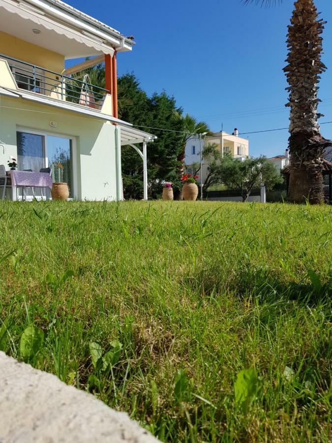 Nautilus Guest House Nea Iraklitsa Exterior foto