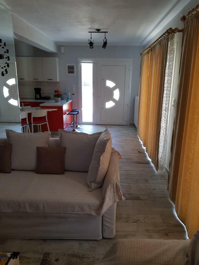 Nautilus Guest House Nea Iraklitsa Exterior foto