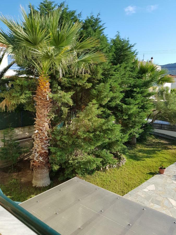 Nautilus Guest House Nea Iraklitsa Exterior foto